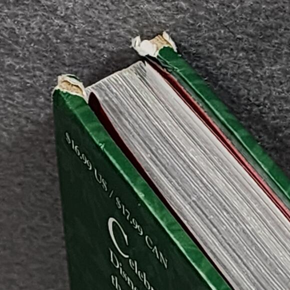 DISNEY CHRISTMAS STORYBOOK COLLECTION - Hardcover, By Disney Books 2014 - Picture 6 of 12